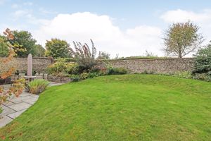 Enclosed garden- click for photo gallery